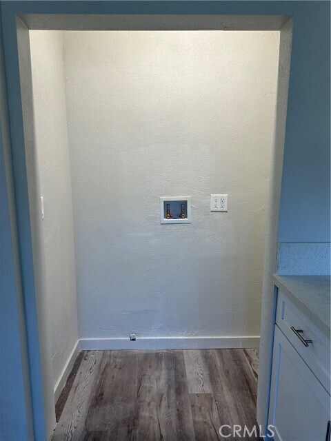 Foto del edificio - 1009 W Spruce St