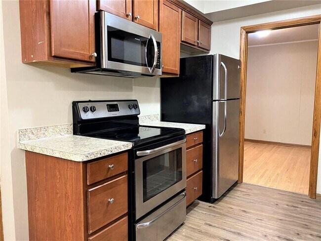 Foto del edificio - 4337 Royce St NE