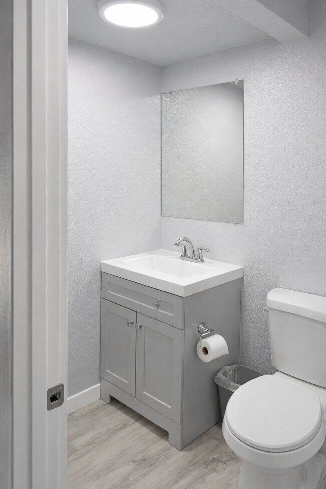 Foto del edificio - 1881 E 84th Ave