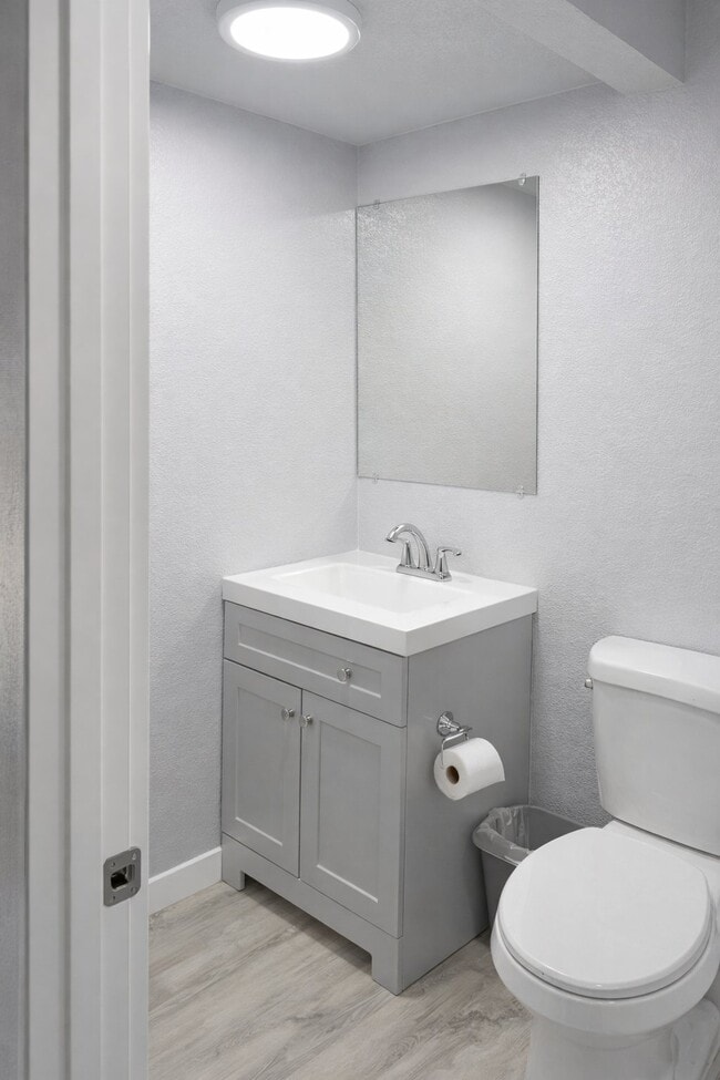 Building Photo - 1881 E 84th Ave