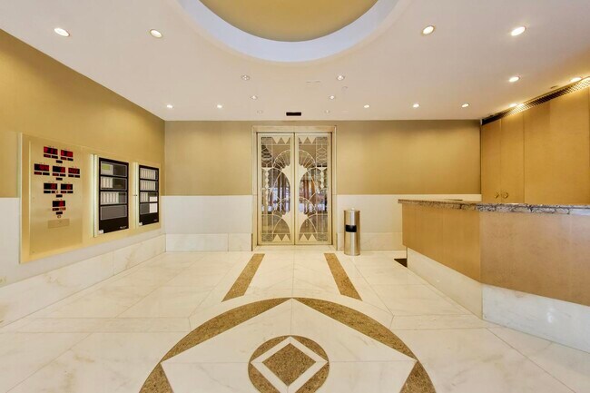 Foto del edificio - 111 E Chestnut St
