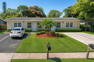 Building Photo - 1433 NW 4th Ave