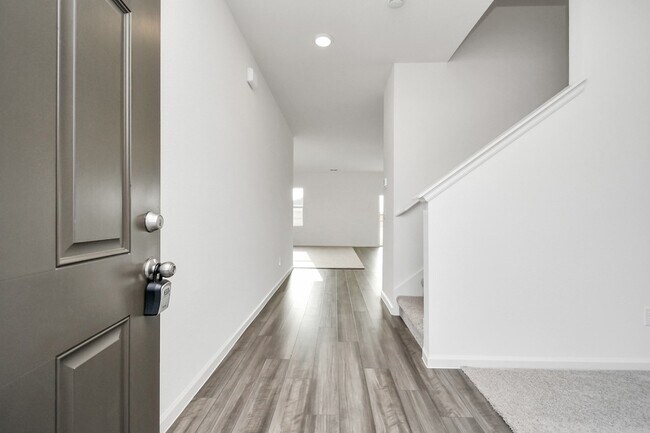 Foto del edificio - 5902 Bright Keel Dr