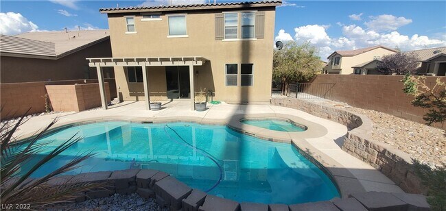 Foto del edificio - 7409 Rivermeade St