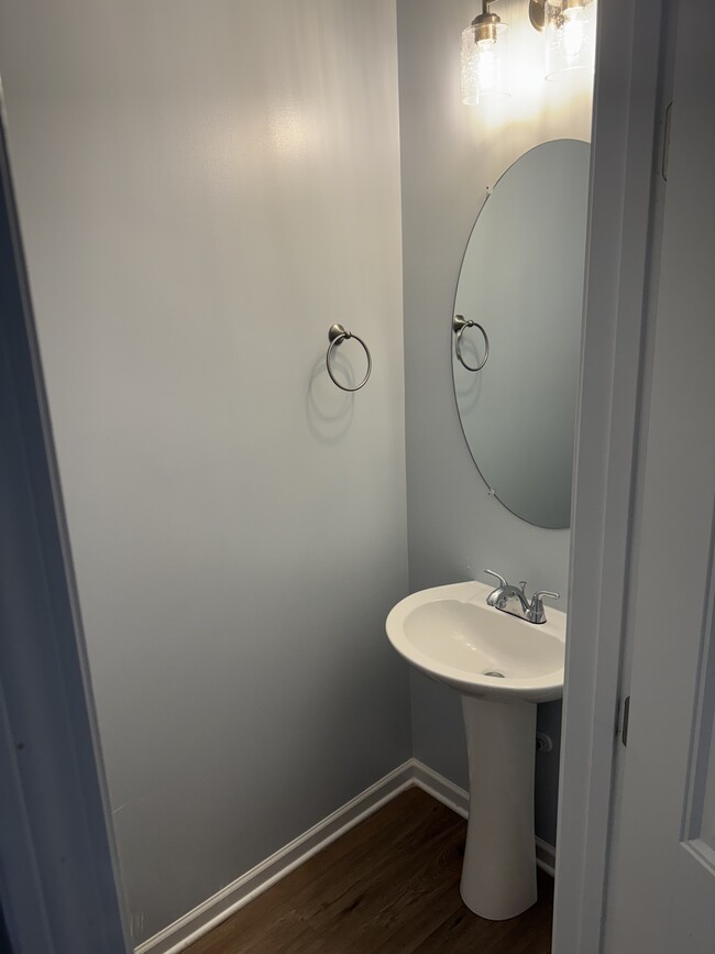 Building Photo - 412 Moshe Mualem Pl