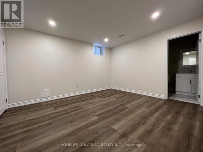 Building Photo - 20 Amaretto Ct