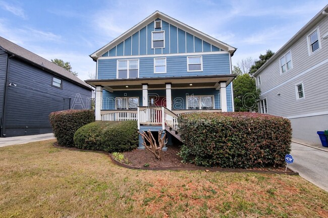 Building Photo - 3239 Osborne Rd NE