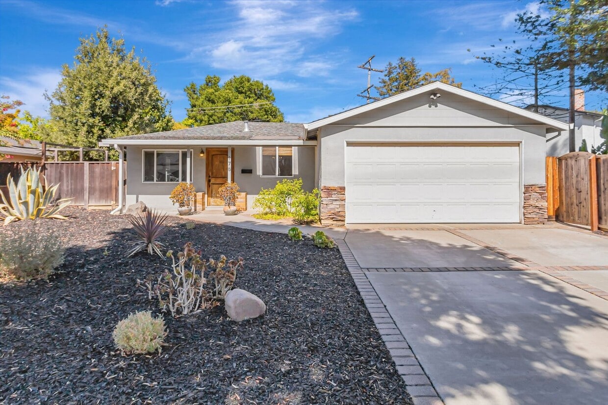 Primary Photo - Wow! What a Great Home! Available Now!