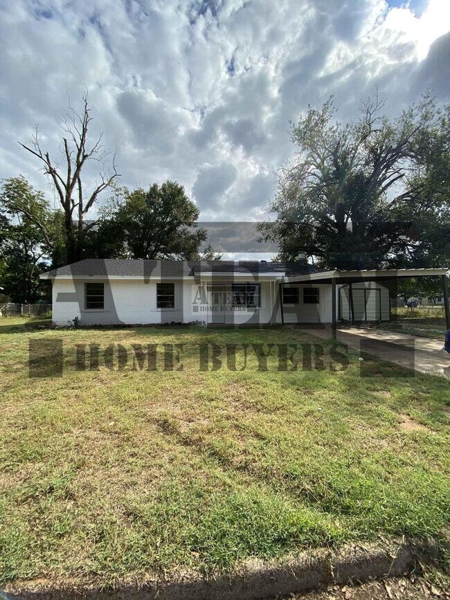 Foto del edificio - Very Cozy 3 Bed 1.5 Bath in Trinidad