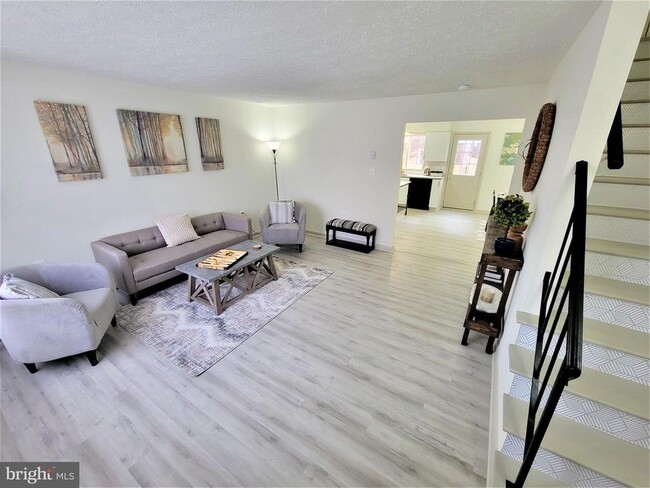 Foto del edificio - 303 Gray Ave