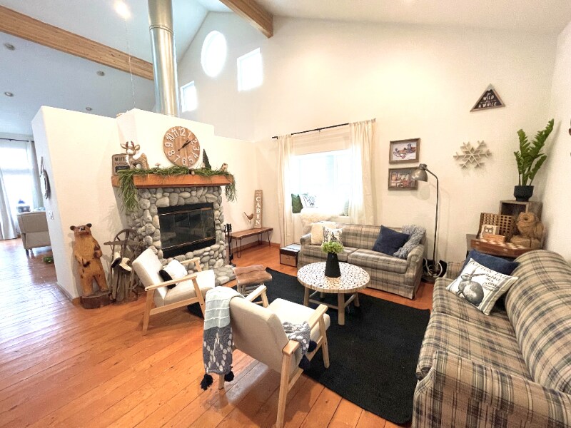 30191 Enchanted Way, Running Springs, CA 92382 House Rental in