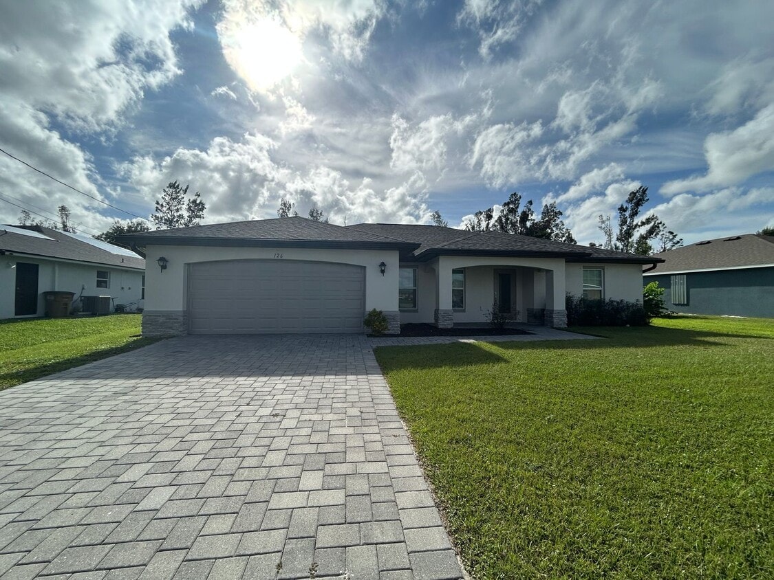 Welcome Home To This 4-Bedroom, 2-Bath, 2-... - Welcome Home To This 4-Bedroom, 2-Bath, 2-...