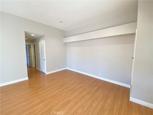 Foto del edificio - 34 Corsica Dr