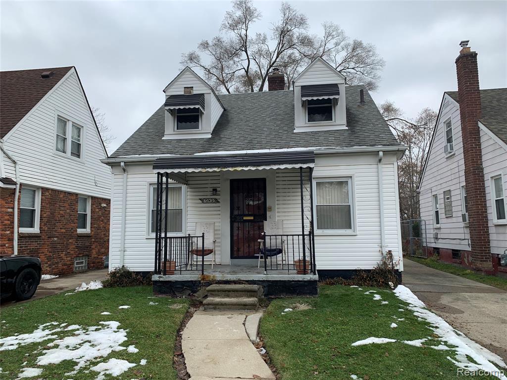 Primary Photo - 20425 Russell St