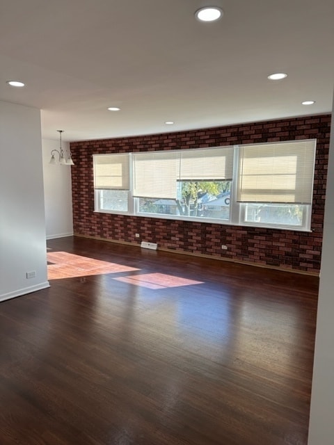Building Photo - 7242 W Crain St