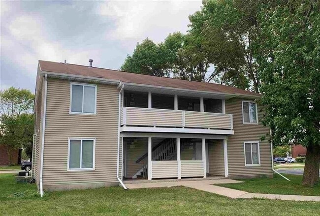 Building Photo - 251 Bunting Ln