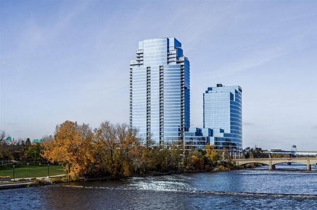 Foto del edificio - 335 Bridge St NW