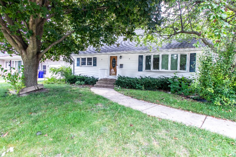 Primary Photo - 5323 46th Ave