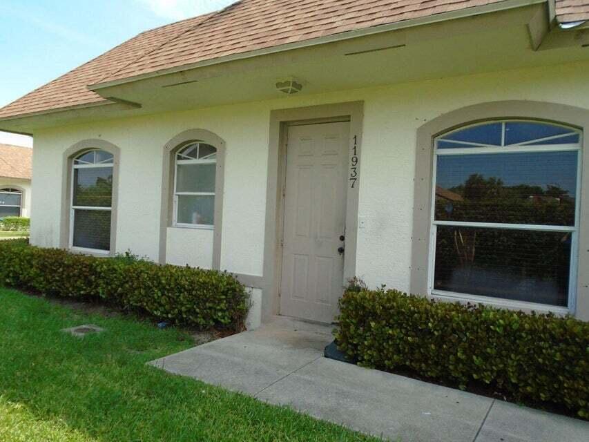 Foto principal - 11937 Sturbridge Ln