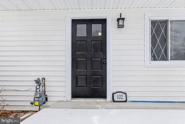 Building Photo - 102 S Atwood Rd