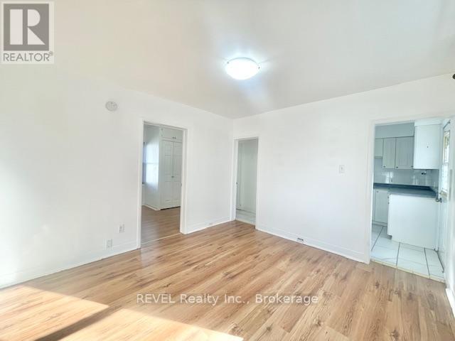 Building Photo - 8 Monck St