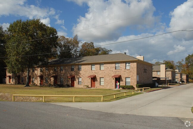 Foto del edificio - Prutzman Square Townhomes