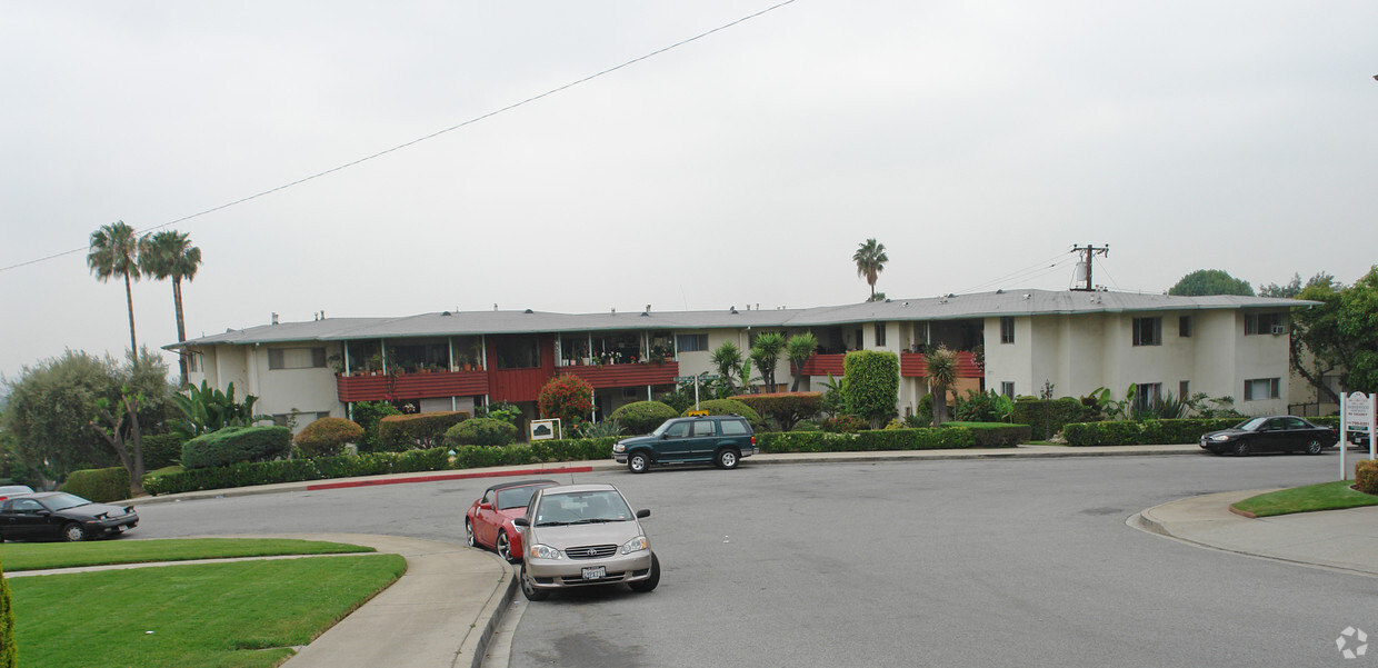 Primary Photo - Palm Vista Apartments