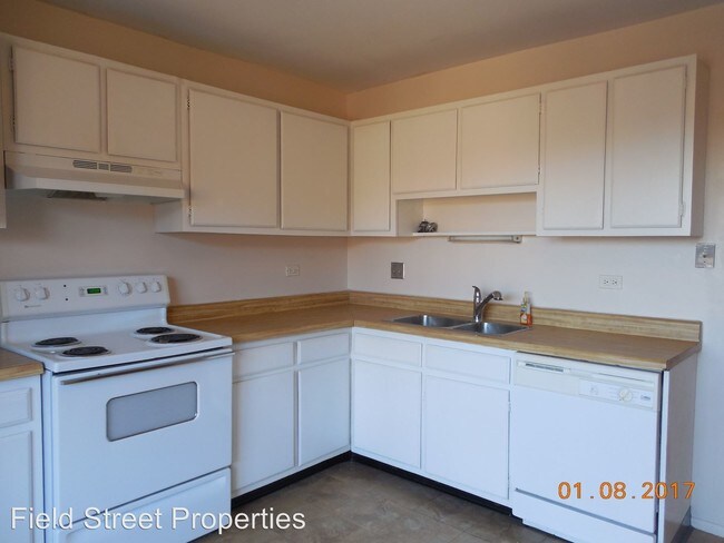 Building Photo - 535 Brookside Dr