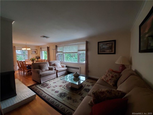 Building Photo - 74 Selden Hill Dr