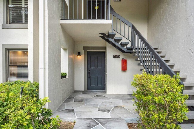 Foto del edificio - 11311 Pond View Dr