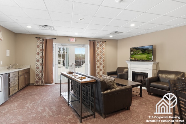 Building Photo - 2493 Sweet Home Rd