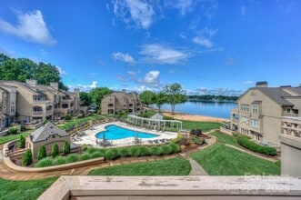Building Photo - 642 Portside Dr