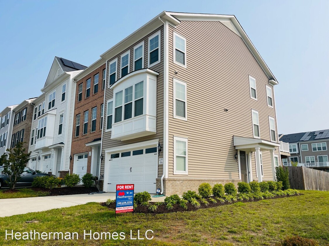 Primary Photo - 3 br, 3.5 bath House - 419 Foxglove Way Un...