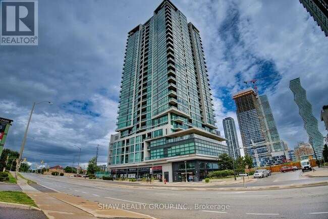 Photo du bâtiment - 3985-3985 Grand Park Dr
