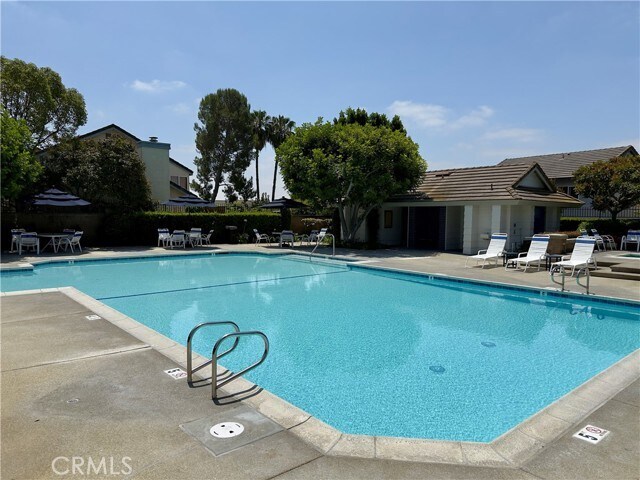 Foto del edificio - 16009 Ranch Ln