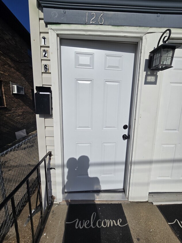 Foto principal - 126 W Seaview Ave