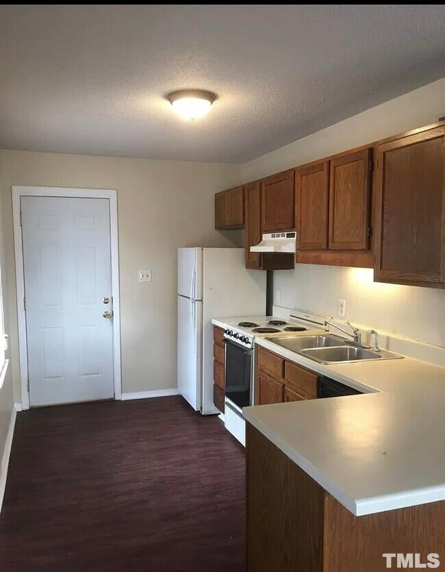 Building Photo - 6124 Spice Ridge Ln