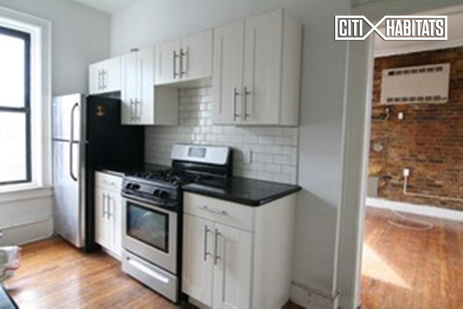 Building Photo - 158 Wythe Ave