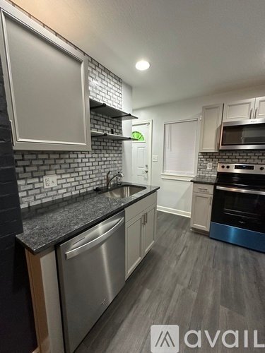 Foto del edificio - 1253 Briarwood Ave
