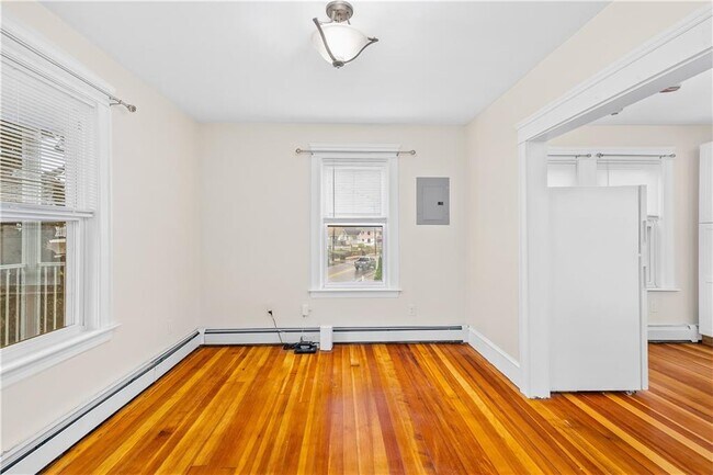 Building Photo - 1224-1224 Park Ave