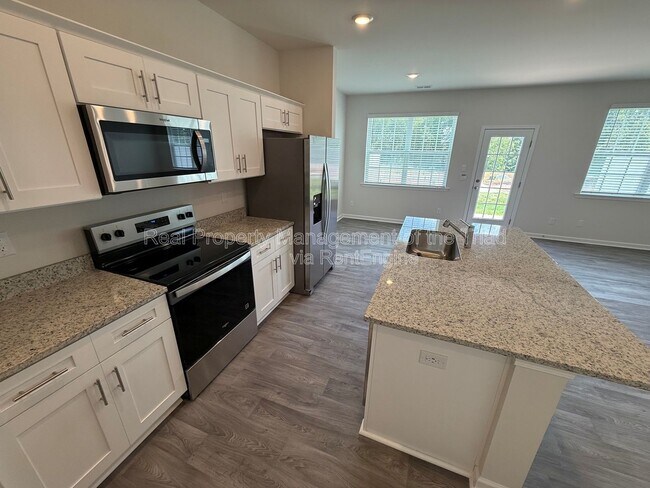 Building Photo - 1112 Broholmer Ln