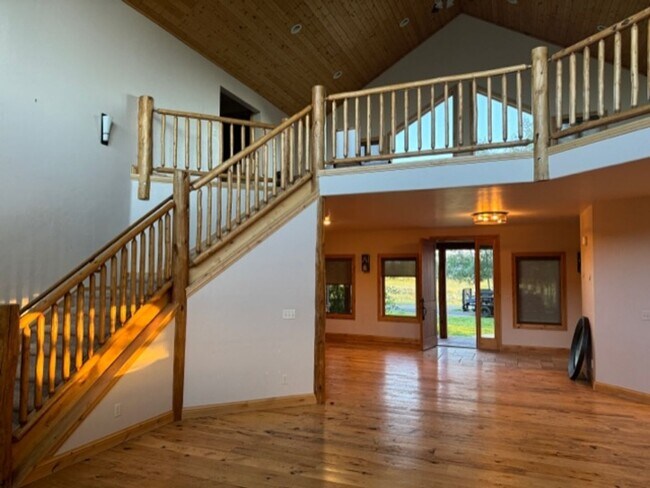 Foto del edificio - Dog friendly! Available Now - Large Edge B...