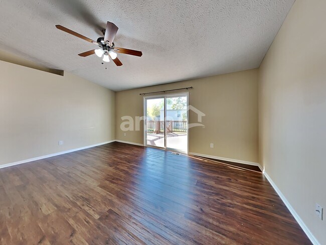 Building Photo - 2175 Maribeth Pl