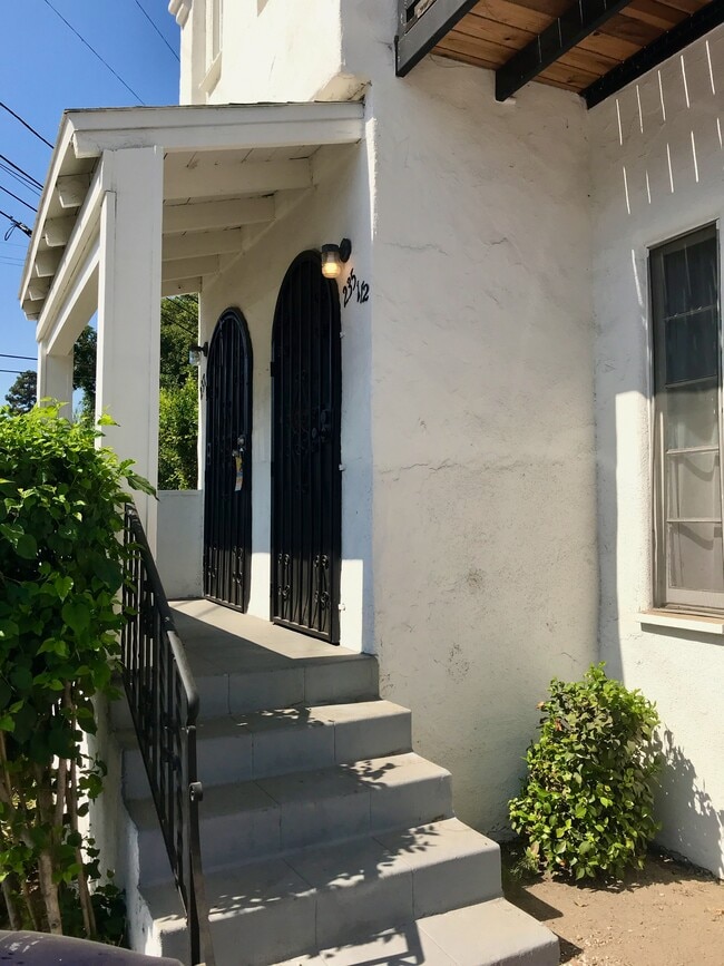 Building Photo - 235 Crandall St