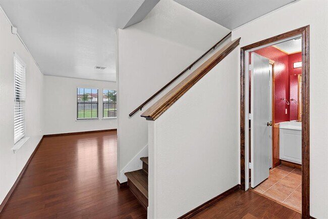Foto del edificio - 5508 Tabby Cove