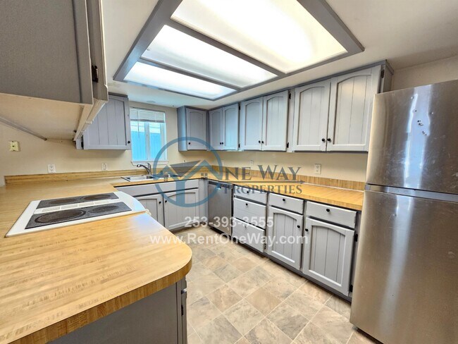 Building Photo - 6704 111th Ave Ct E