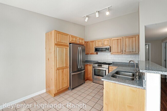 Building Photo - 8381 Pebble Creek Way