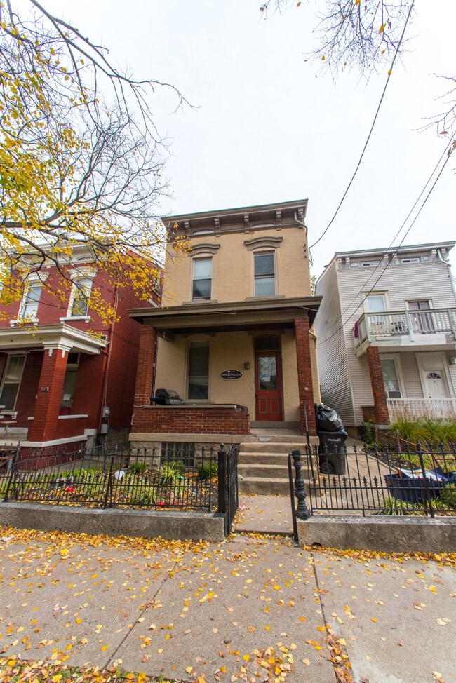 Building Photo - 2716 Jefferson Ave