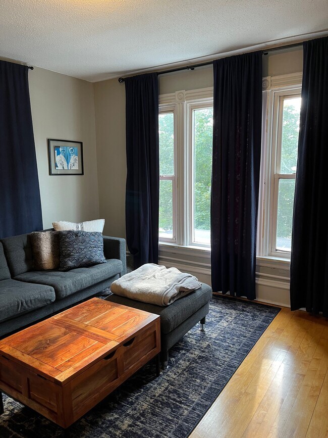 Foto del edificio - 711 Jefferson St NE