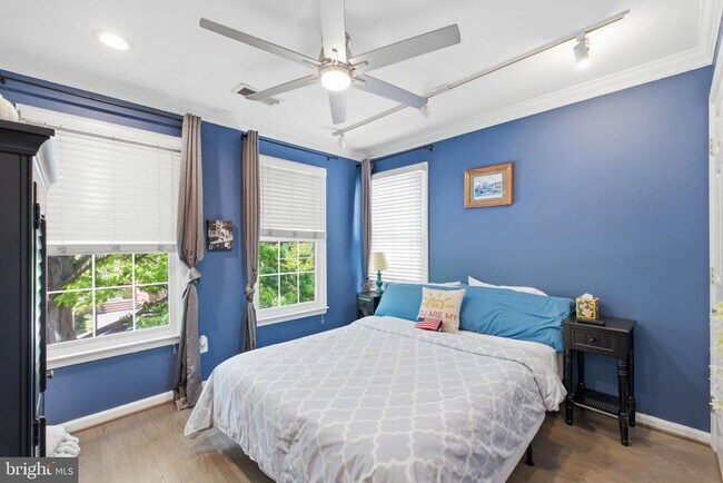 Foto del edificio - 1329 N Barton St